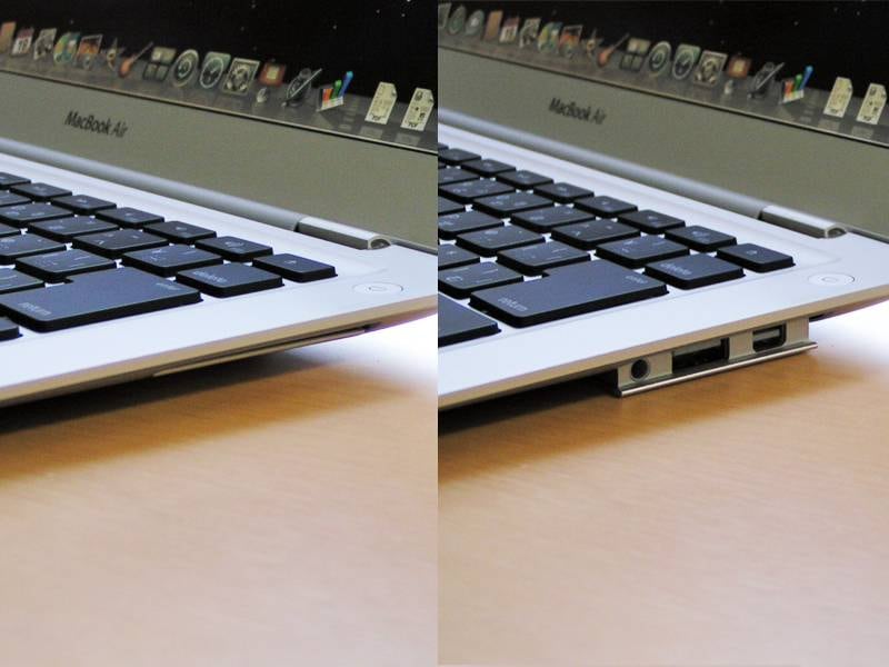 ポート類は格納できます。このギミックがいい感じ