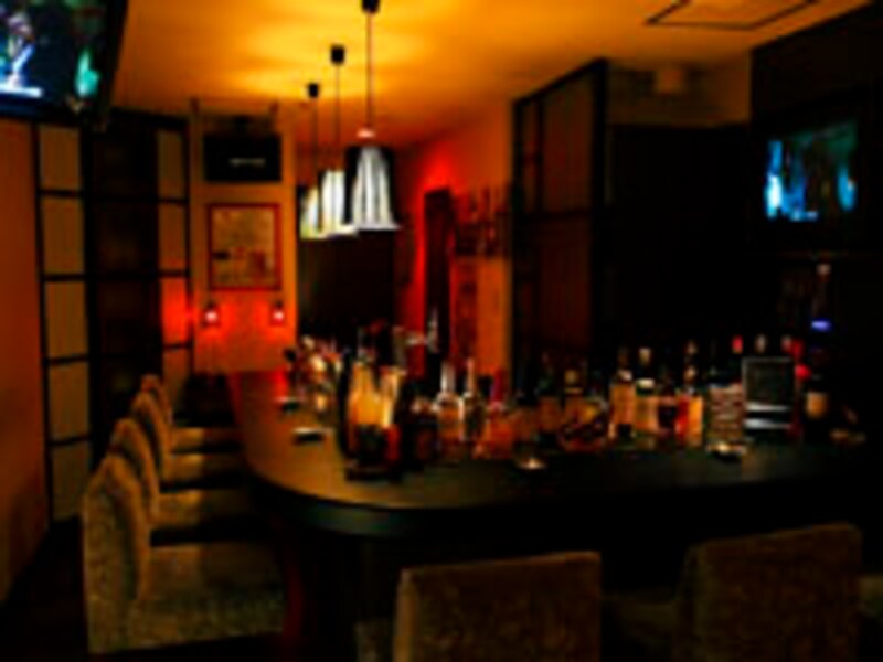 BAR LOUNGE VIVI 店内