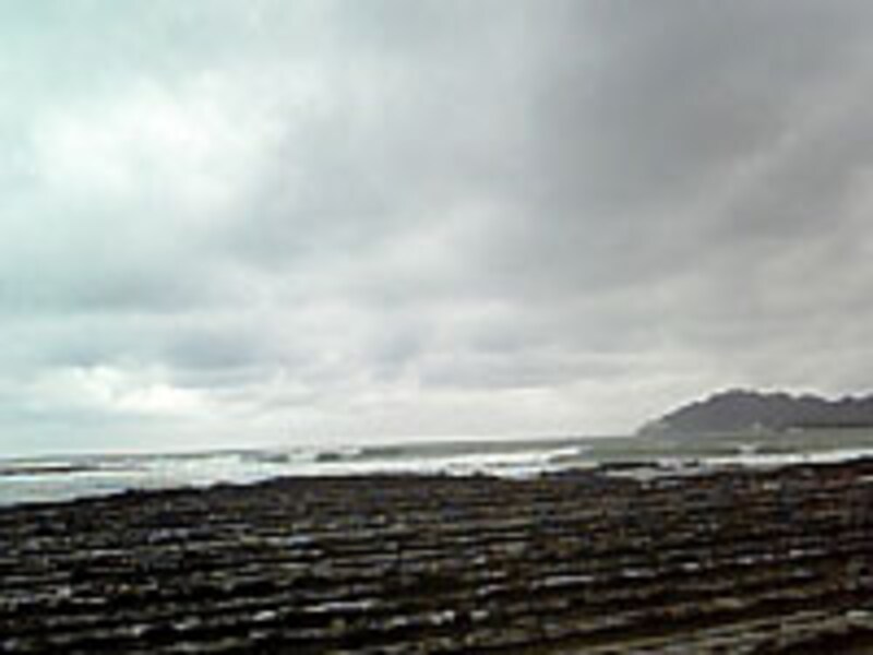 青島神社”></td></tr><tr><td class=