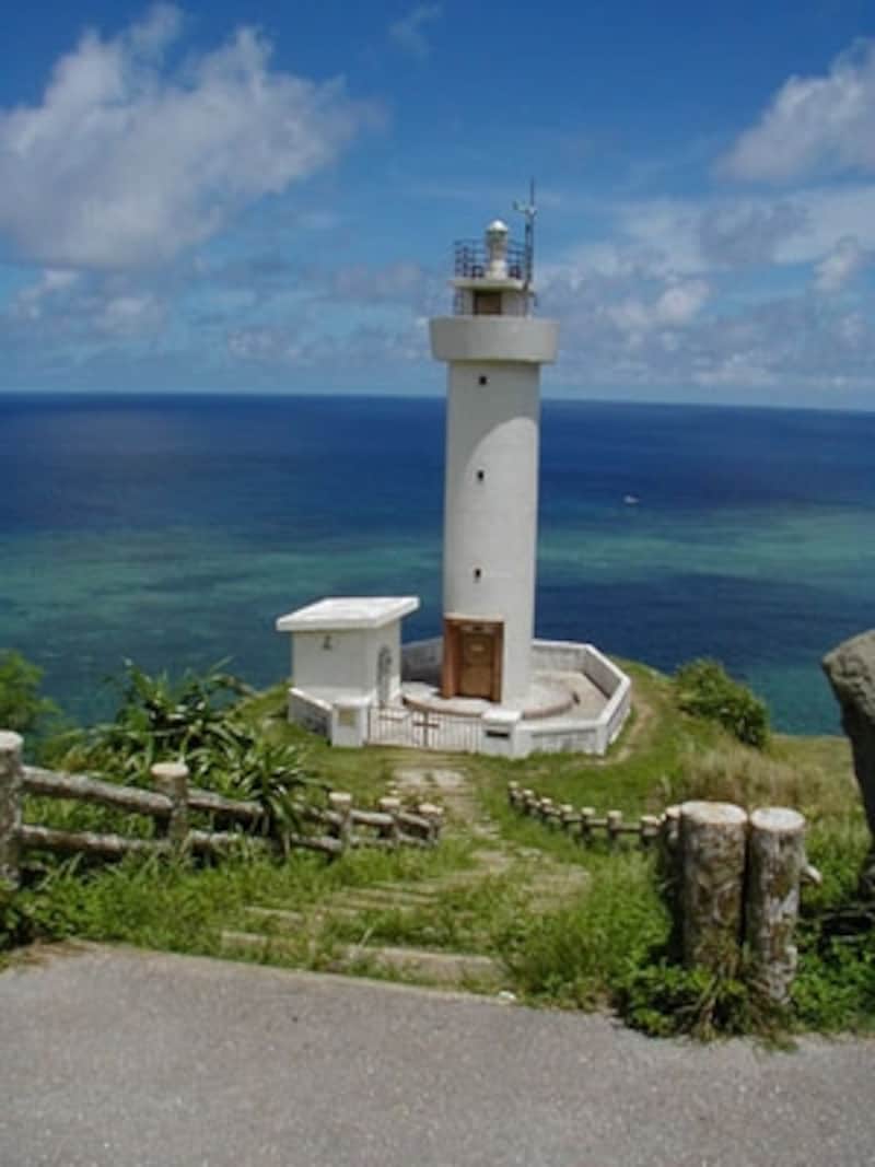 島の最北端、平久保崎から眺める東シナ海