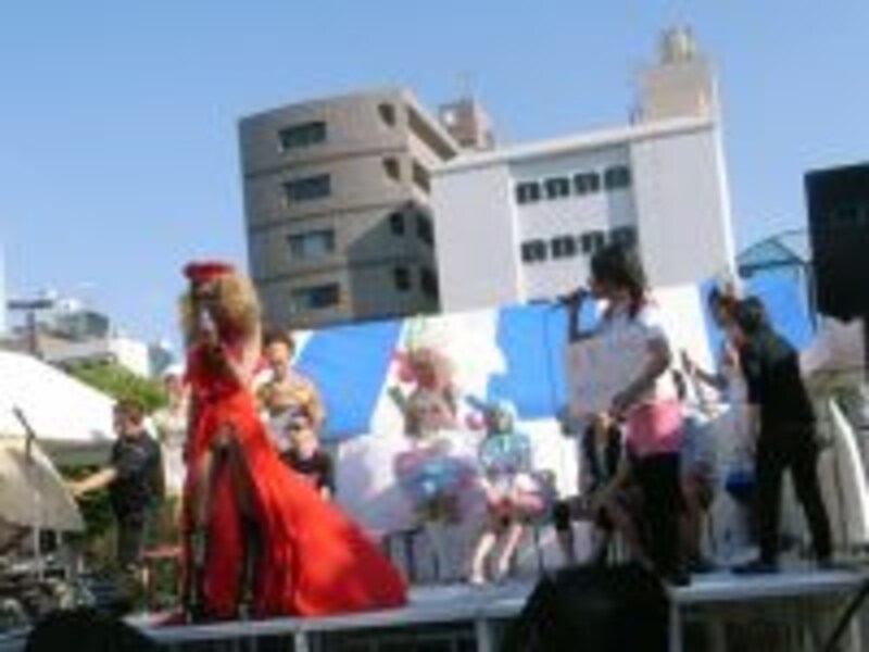 ドラァグクイーン