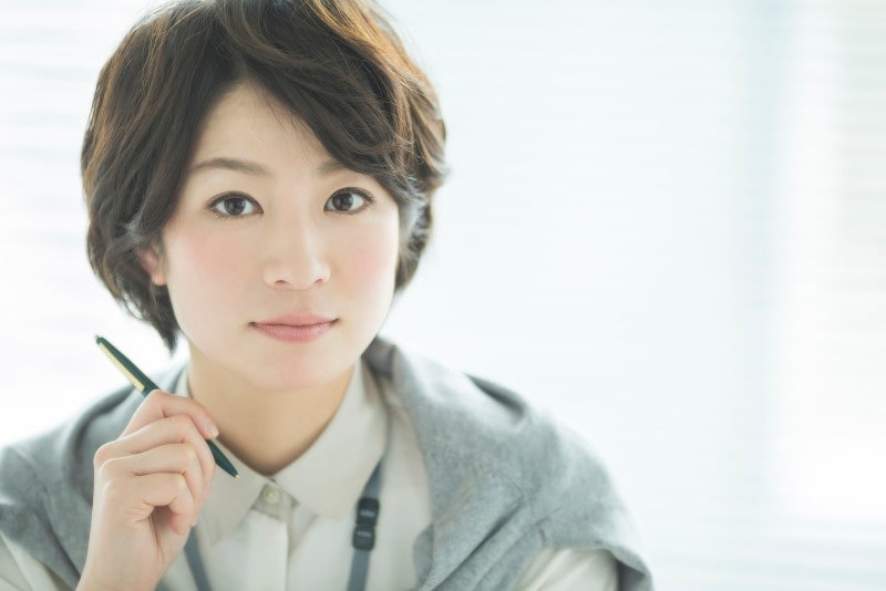 唇の閉じ方:常に真一文字に口を閉じている人の性格