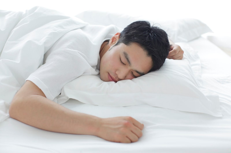 体の健康に睡眠が欠かせないように、心の健康には恋愛が欠かせない……?