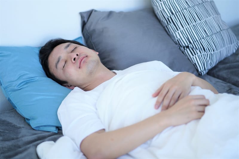 体の健康に睡眠が欠かせないように、心の健康には恋愛が欠かせない……?