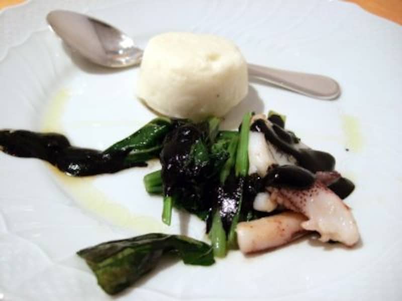 「アオリイカと小松菜のソテー」と「帆立貝のムース」