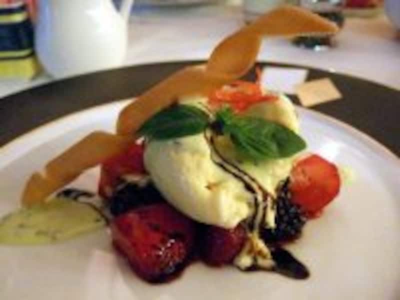 ホワイトクリーム。