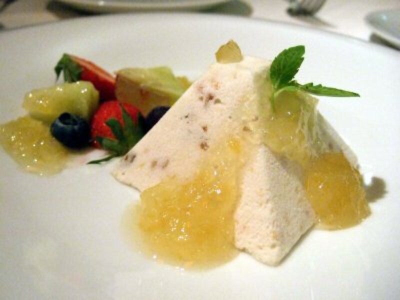 カッサータのセミフレッド（700円）。