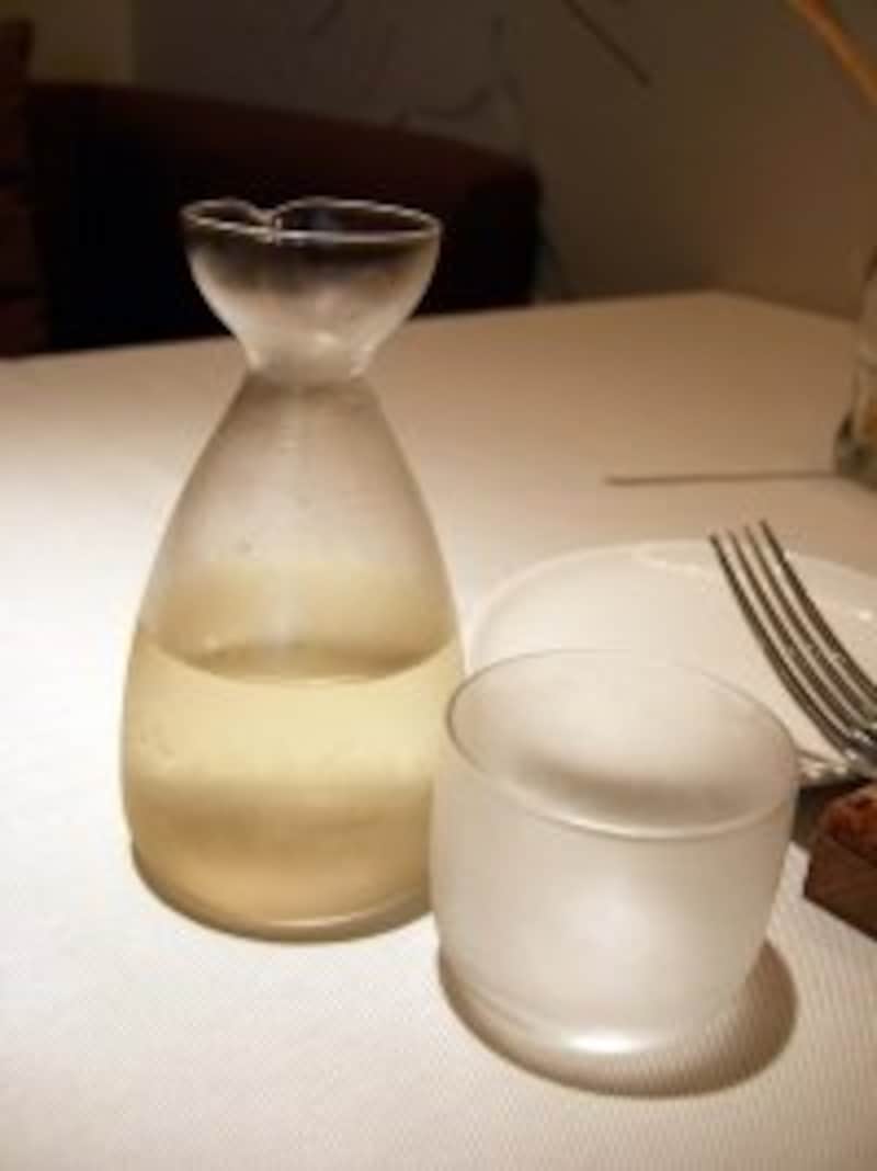 「龍力」の純米吟醸「美酔香泉（生）」。