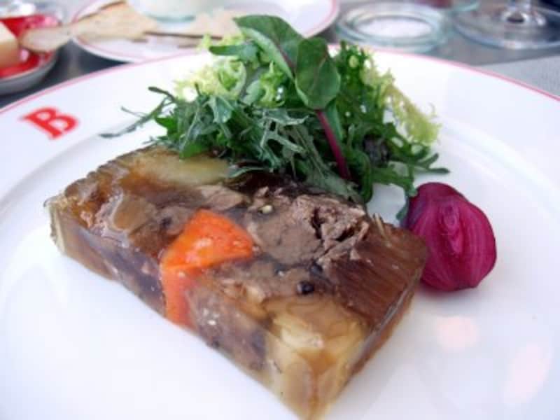 牛肉と香味野菜の冷製 ポ・ト・フのゼリー寄せ。