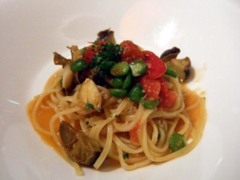 淡路産サザエのアーリオ オーリオ、本日の手打ちパスタで