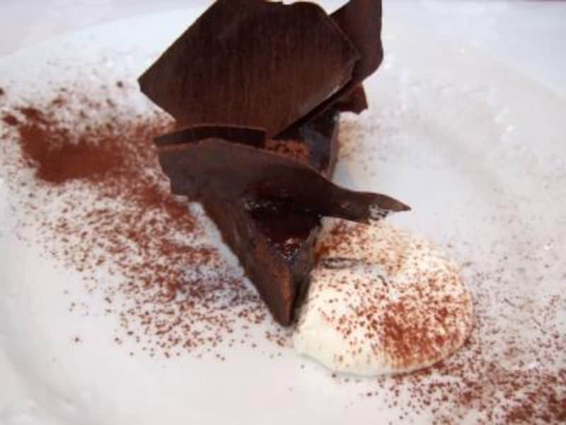 ガトートリュフ グランマニエ風味。