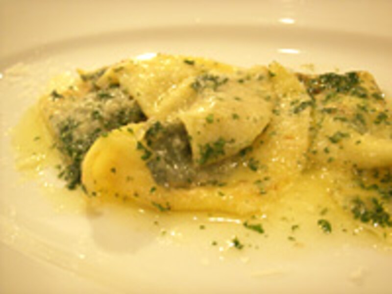 “シュルツ・クラップフェン” ホウレン草と、チーズとポテトの二種のクラップフェン