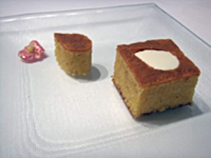 二度（Bis）焼いた（cuits）ビスキュイ