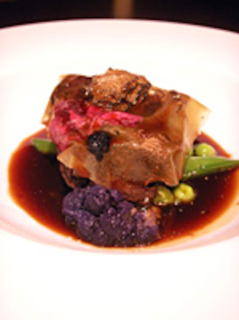 米沢牛と赤ワインの要素