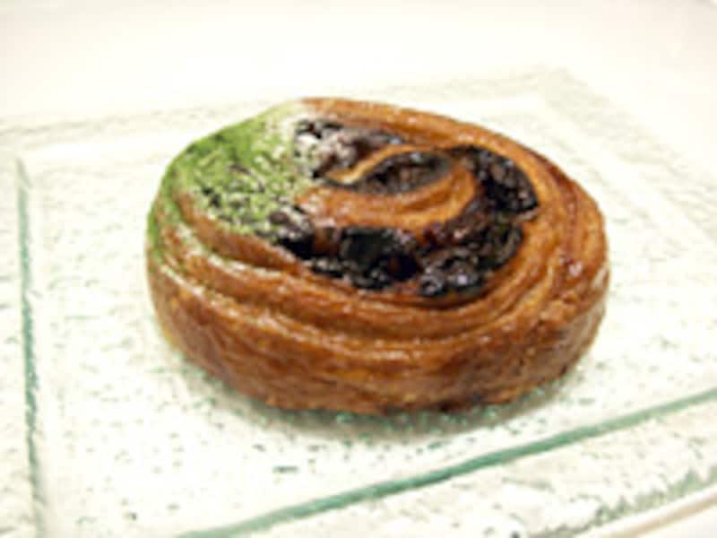 パン　オ　アズキ　マッチャ