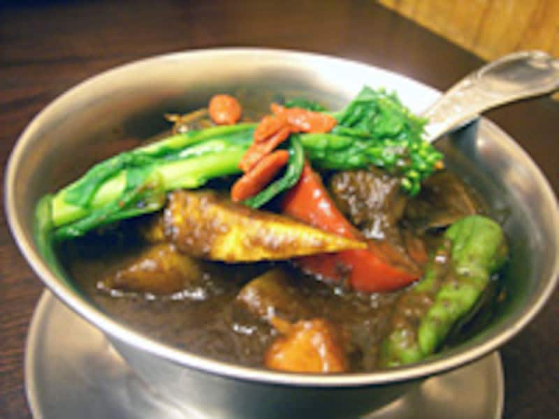 季節の野菜カレー (中辛)
