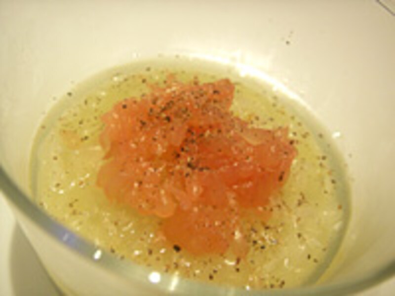 アボカドとリンゴのムースリーヌ