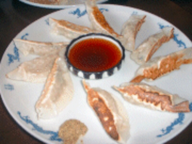 『蜂家』の焼ぎょうざ750円≪日本酒≫