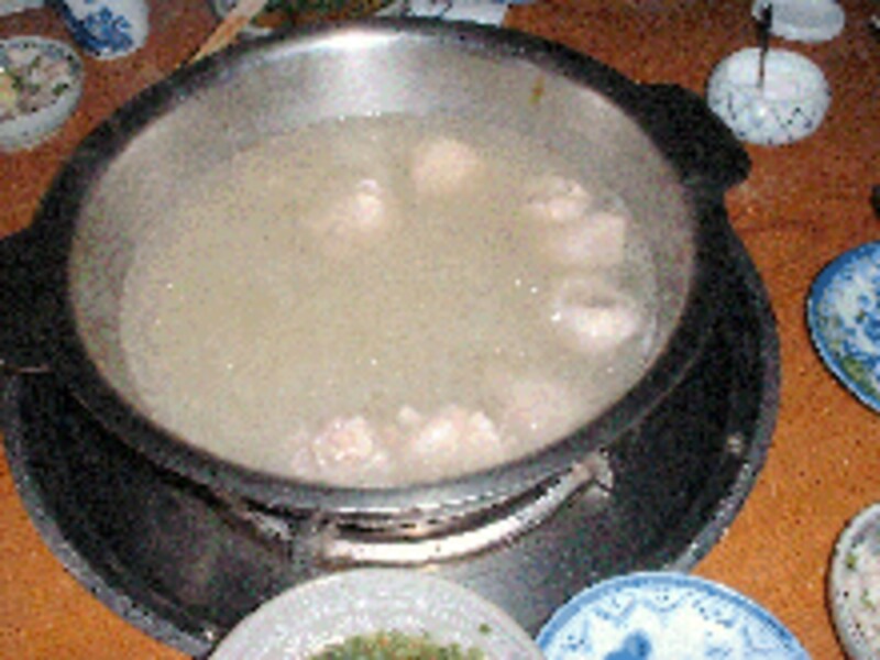 白濁したスープがウマイッ