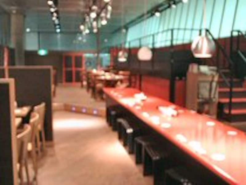 モダンで清潔な店内