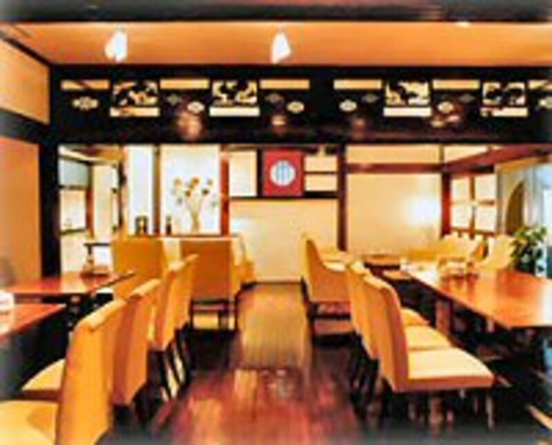 蔵造りの喫茶店「杏」