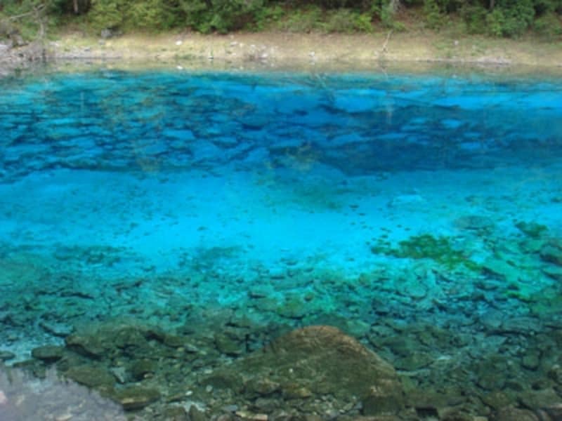 幻想的な九寨溝の美しさundefined（C）AbeMie