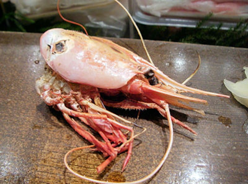 ぶどう海老の頭はもちろん塩焼き。お燗が合うね～。