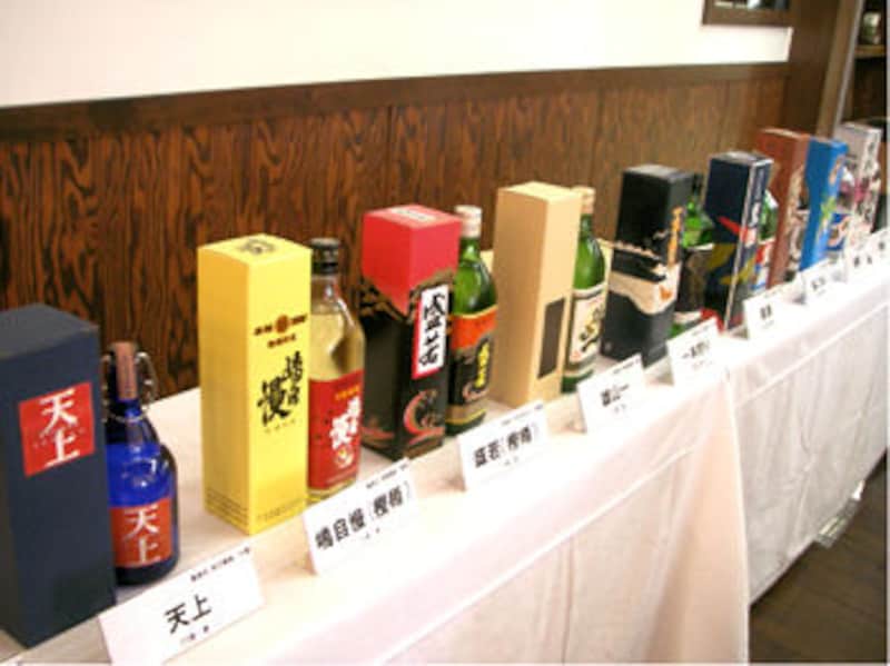東京都青ヶ島産、幻の芋焼酎「あおちゅう」 [焼酎] All About