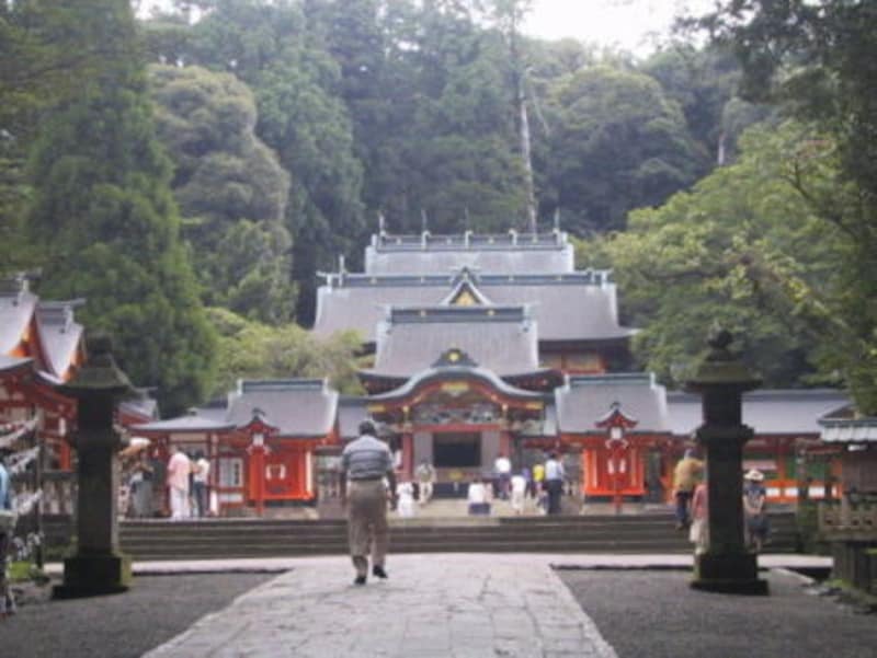 霧島神宮（1）／勅使殿、拝殿、本殿