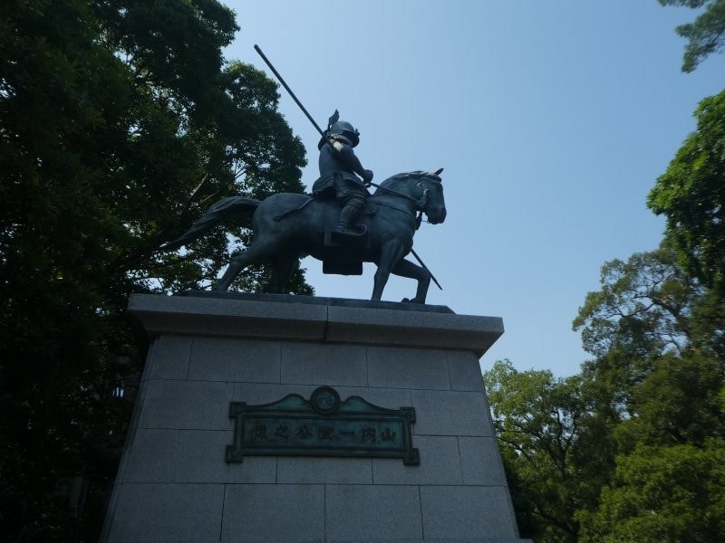 高知城(2)/山内一豊の騎馬像