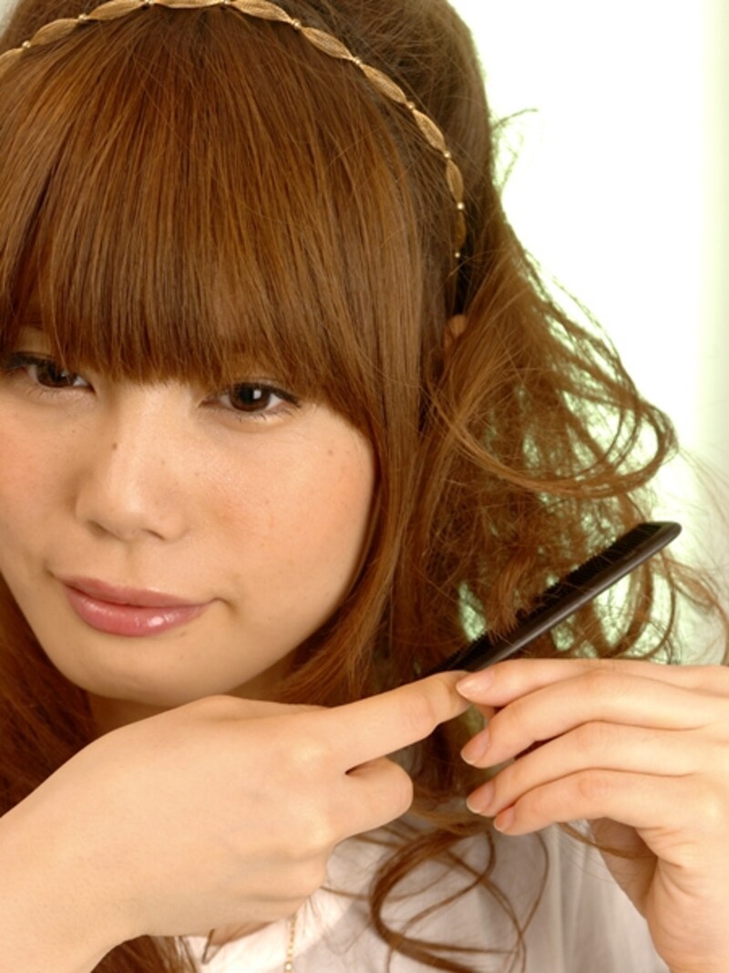 バランスを見ながら逆毛を立てる