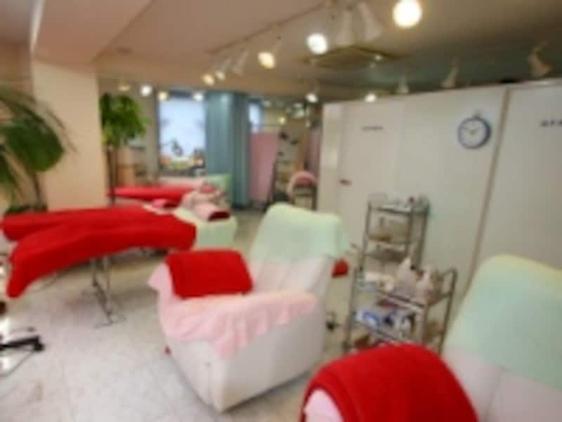 アートエステ21店内