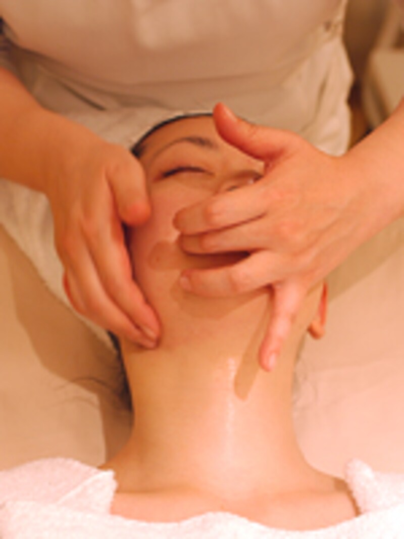 リフトアップマッサージ