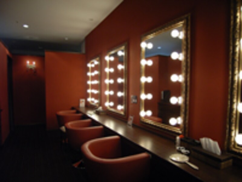 メイクスペース