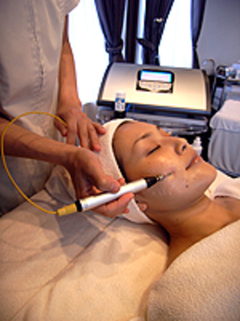 アクシダーム施術