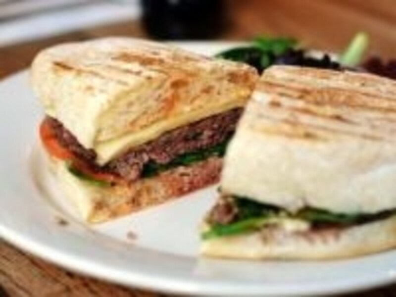 パニーニタイプのハンバーガーバーガー