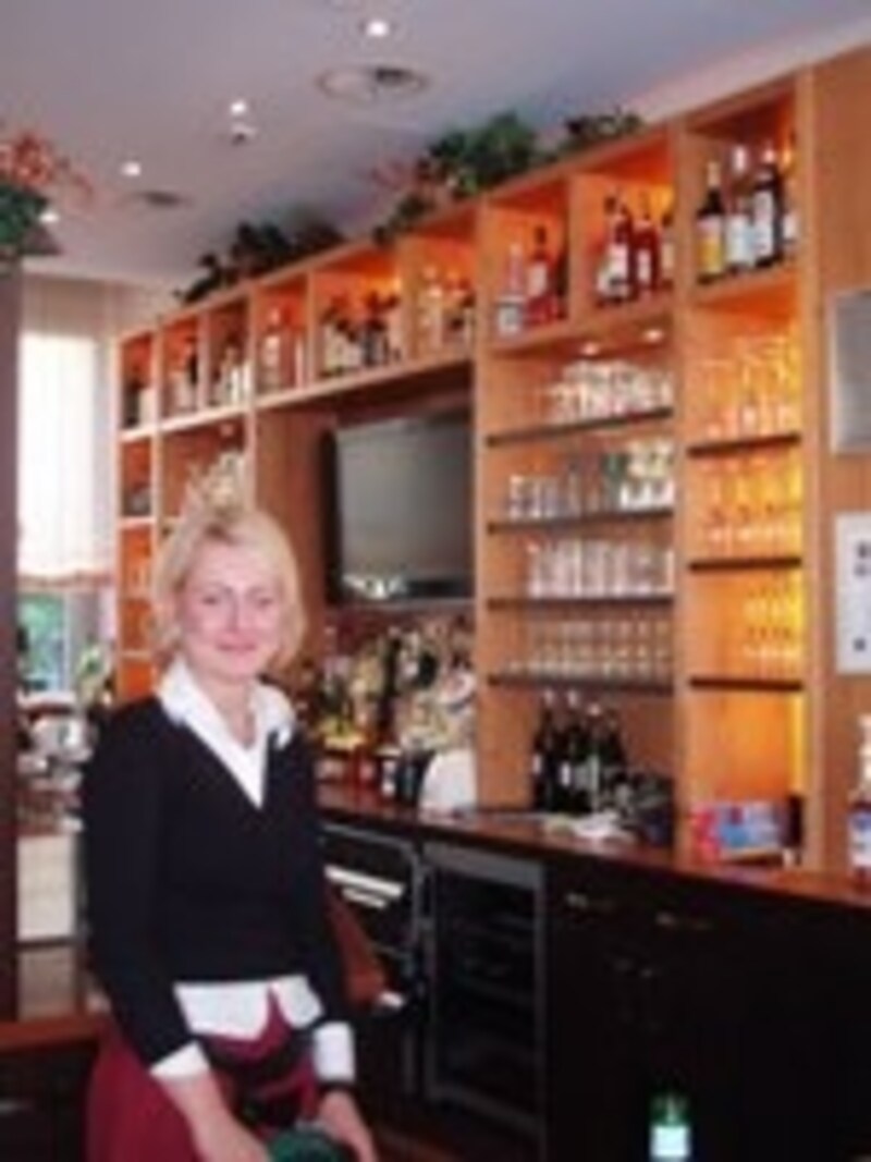 チップを渡しそびれたら、テーブルの上に小銭を残しておく方法も。