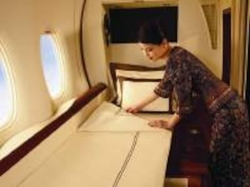 シンガポール航空のA380の「スイート」は、“空飛ぶベッドルーム”のよう。