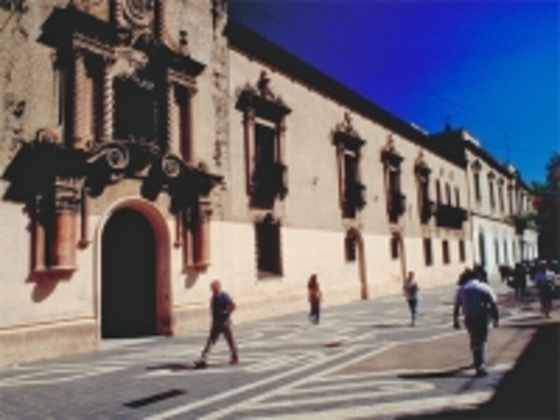 タイムスリップしたような町並みが観光客を迎えてくれるundefined写真提供：アルゼンチン観光局