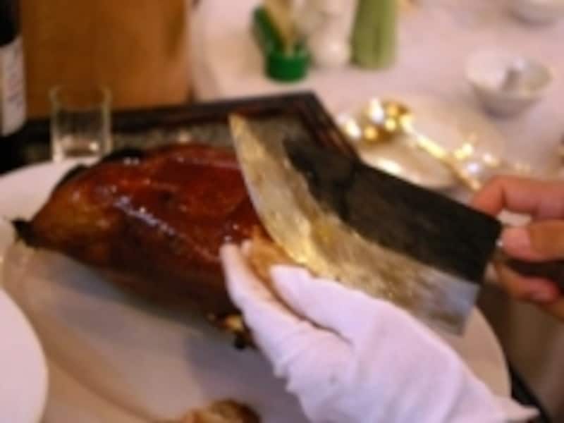 シーロムでお手頃価格の北京ダックといえば、ここシャンガリラ！