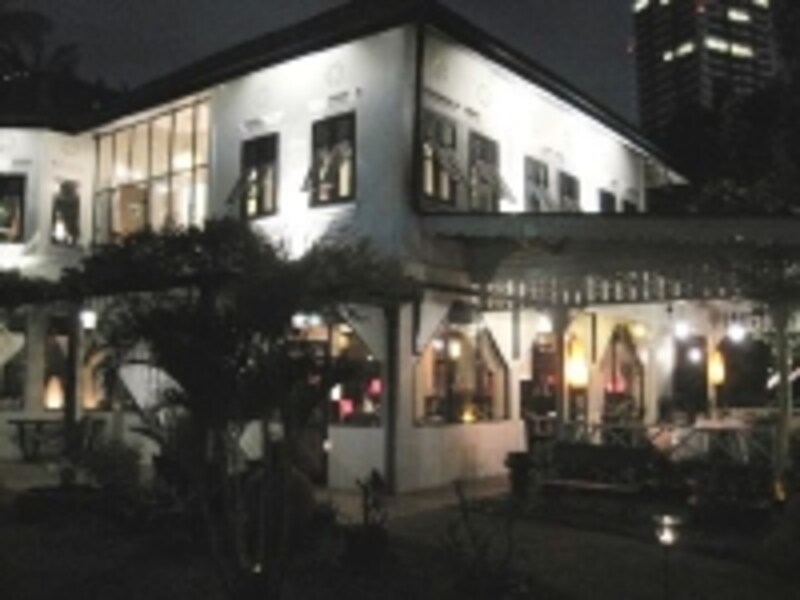 駅から少し分かりづらい場所にあるので、あらかじめ地図で店の場所を確認するか、分からなくなったら店に電話をすることをおすすめする