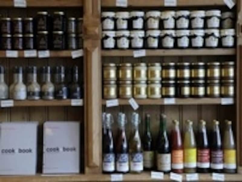 日本にもファンが多い「ル・パン・コティディアン」の瓶詰め©Jasper James