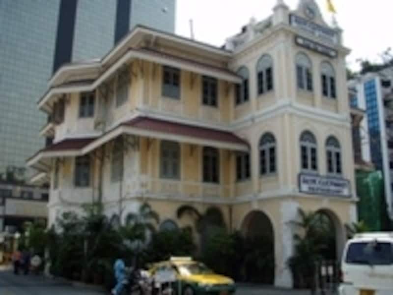 オーナーシェフであるヌーラーさんは、店が有名になった今でも自ら厨房に立っている