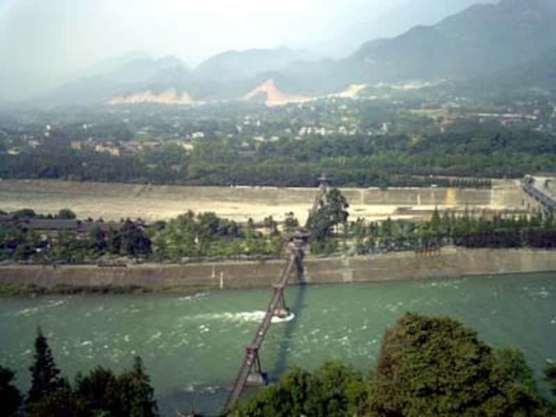 世界遺産・都江堰。秦漢時代の水利施設undefined（C）Take