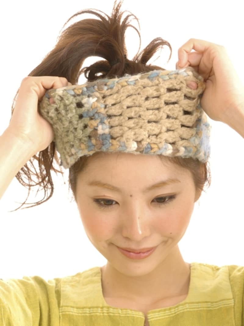 フェイスラインにかかる位置で