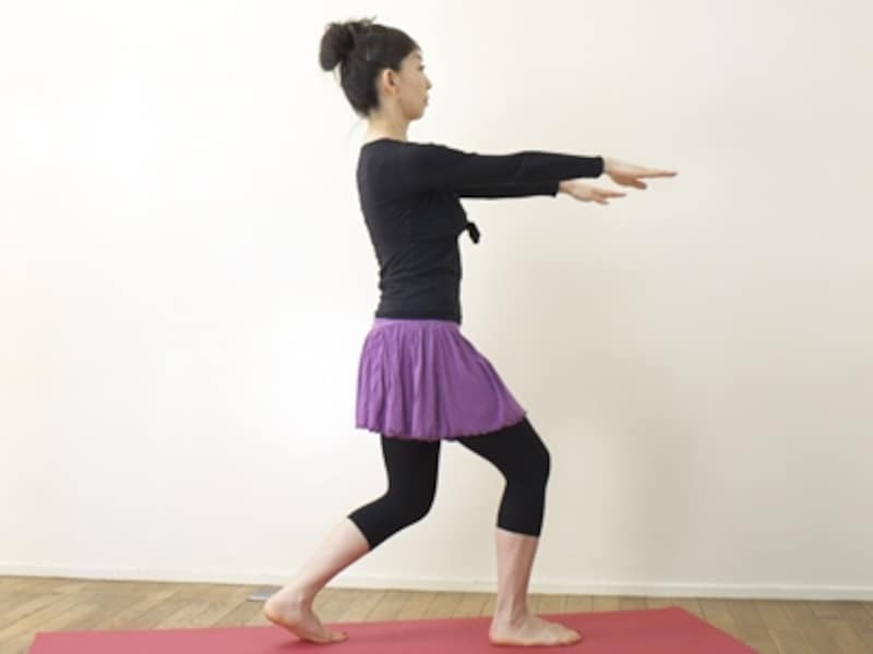 背筋もしっかり伸ばす