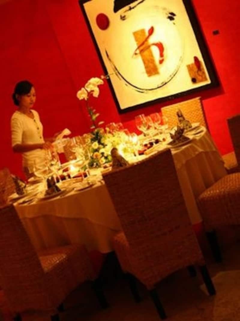 モザイクのテーブル