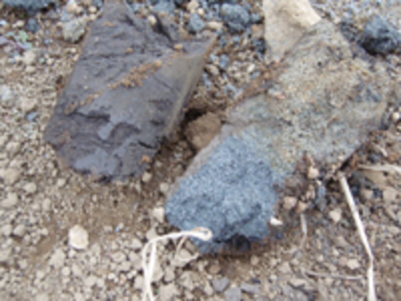 ボーリング調査では土質もわかる。