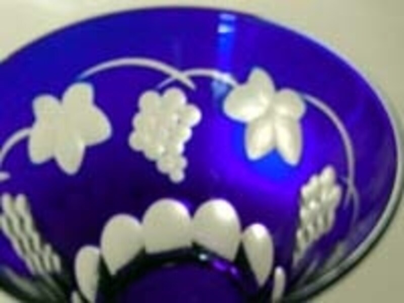 江戸切り子のワイングラス