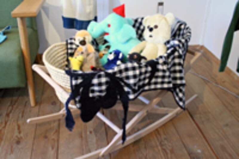 散らかさないコツは、意外な家具の収納転用